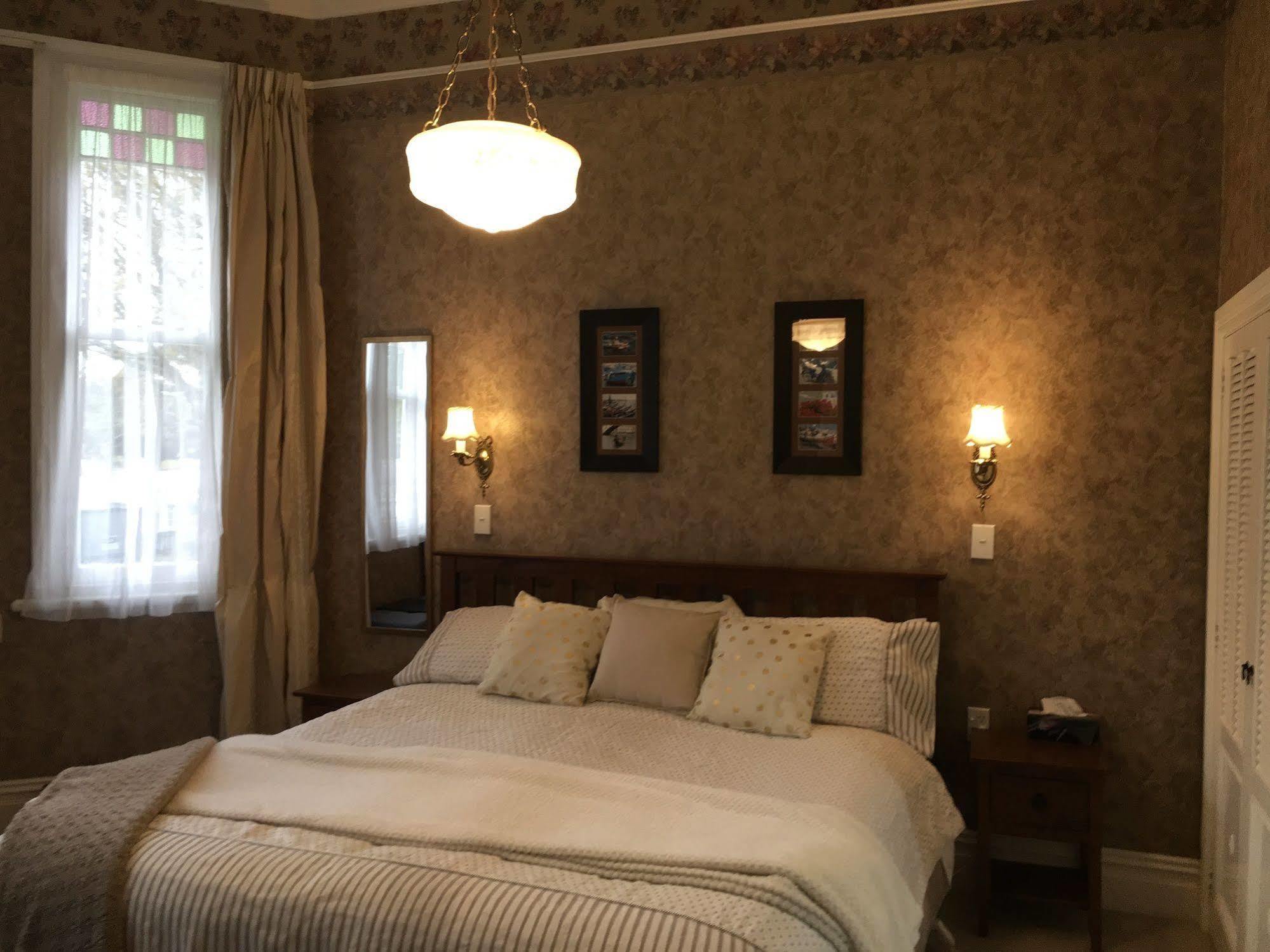 เชลซีเฮาส์ เบดแอนด์เบรคฟาสต์ Bed & Breakfast วานกาไร ภายนอก รูปภาพ