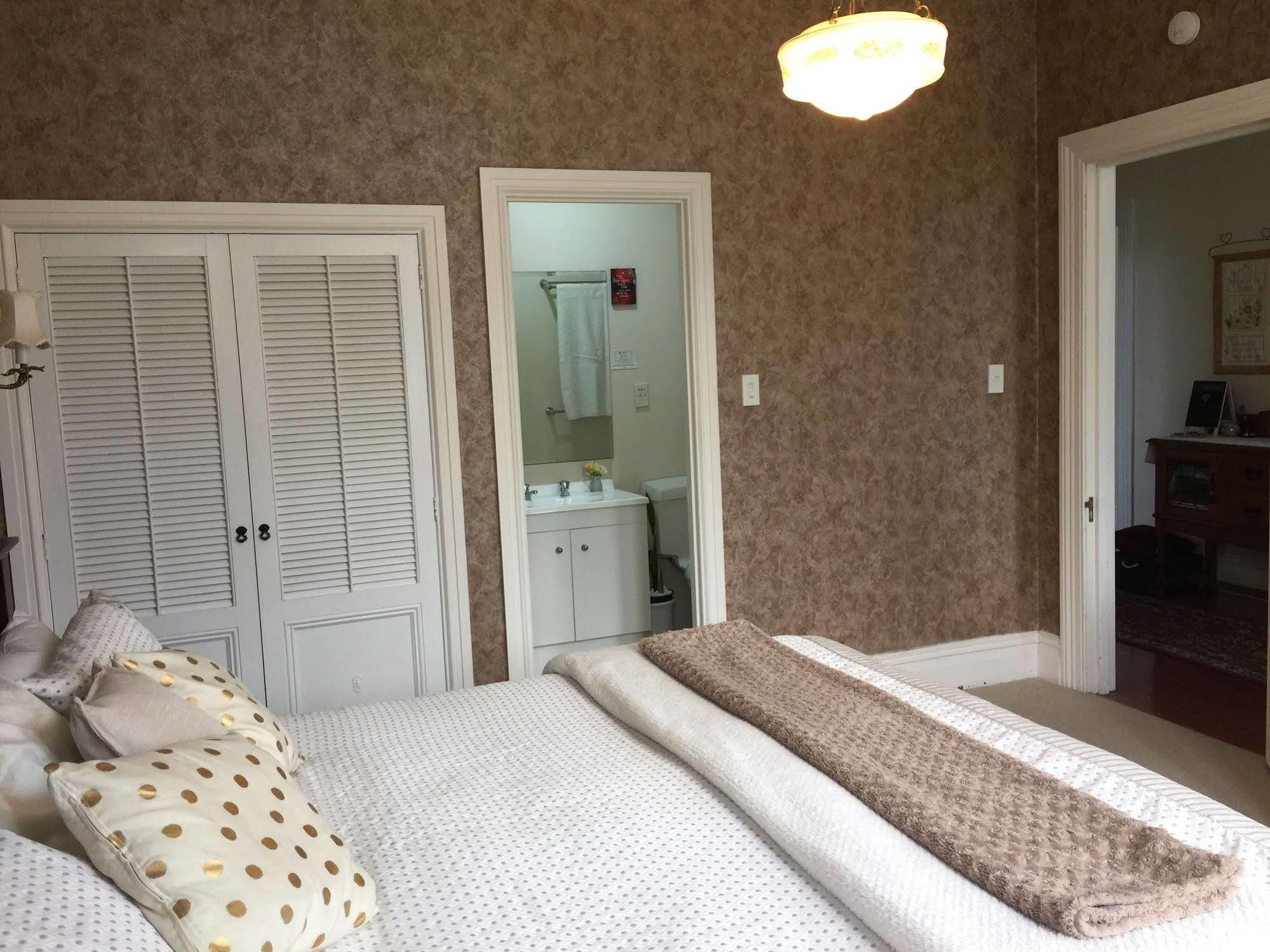 เชลซีเฮาส์ เบดแอนด์เบรคฟาสต์ Bed & Breakfast วานกาไร ภายนอก รูปภาพ